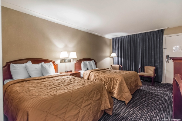 Quality Inn and Suites Garden of the Gul